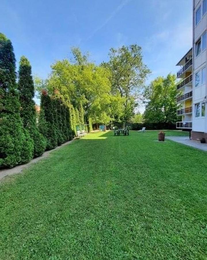 Silver Lodge Ezuestpart Apartman Siofok Exterior photo