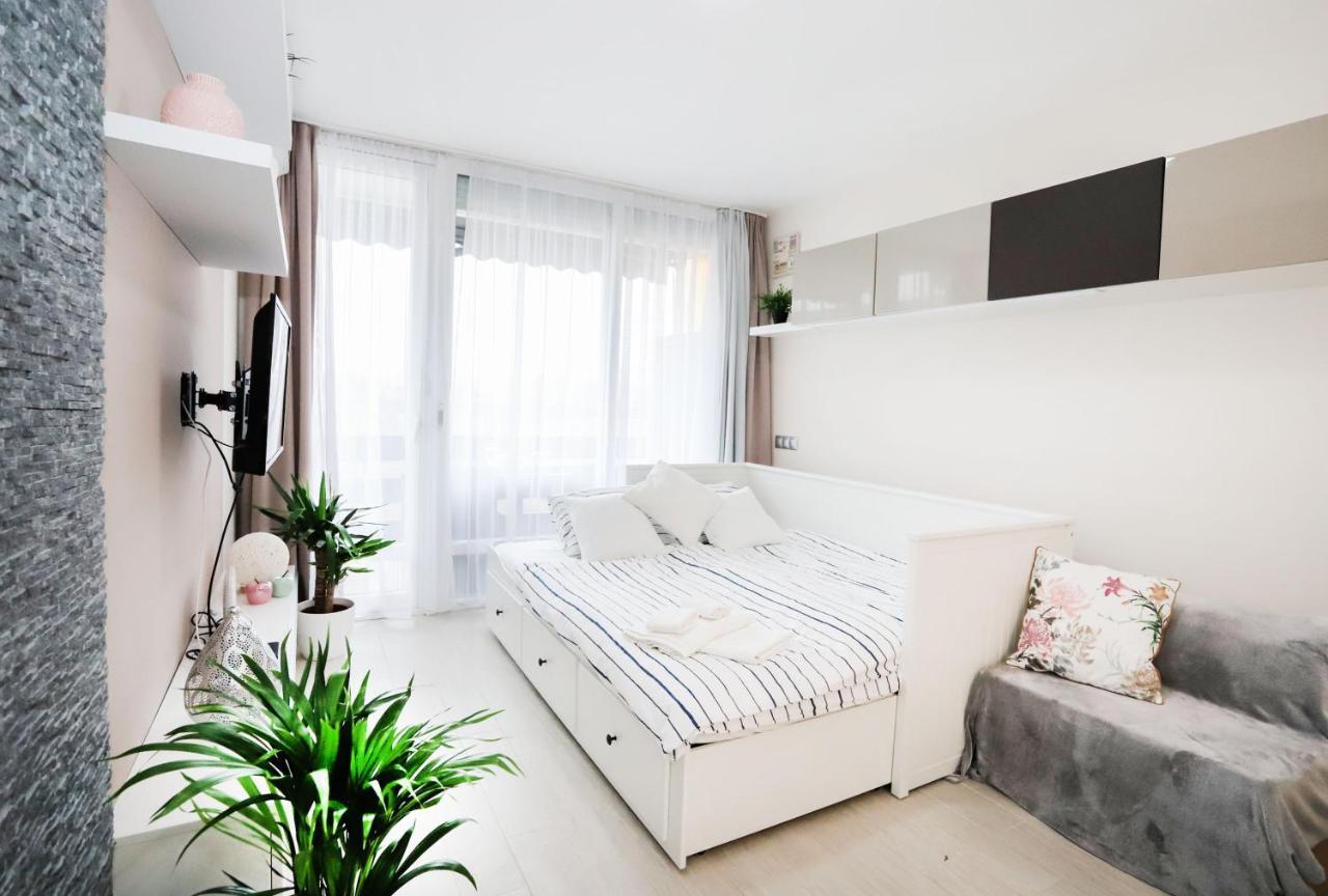 Silver Lodge Ezuestpart Apartman Siofok Exterior photo